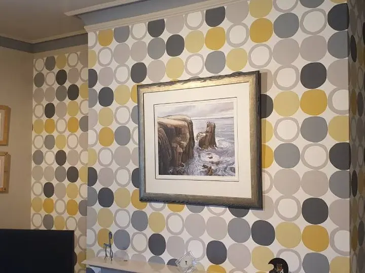 Interior Decorating with Patterned Wallpaper